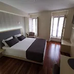 ホテル Residencial Dora ブラガ