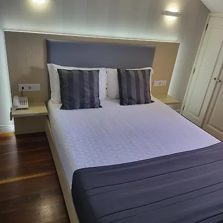 Residencial Dora 2*
