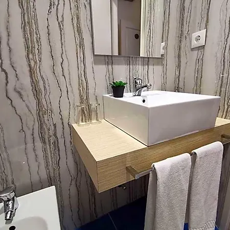 Residencial Dora 2* Braga