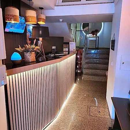 Hotel Residencial Dora
