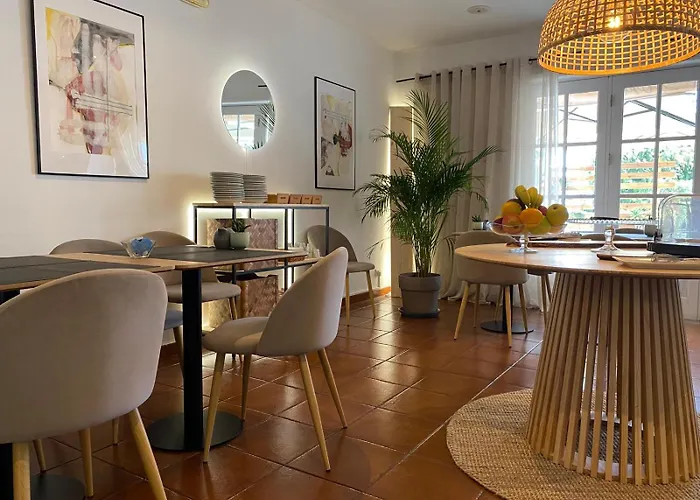 Residencial Dora 2* Braga