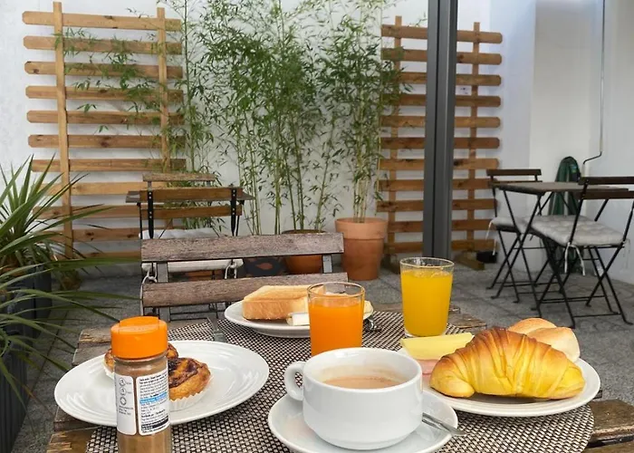 Residencial Dora Hotel