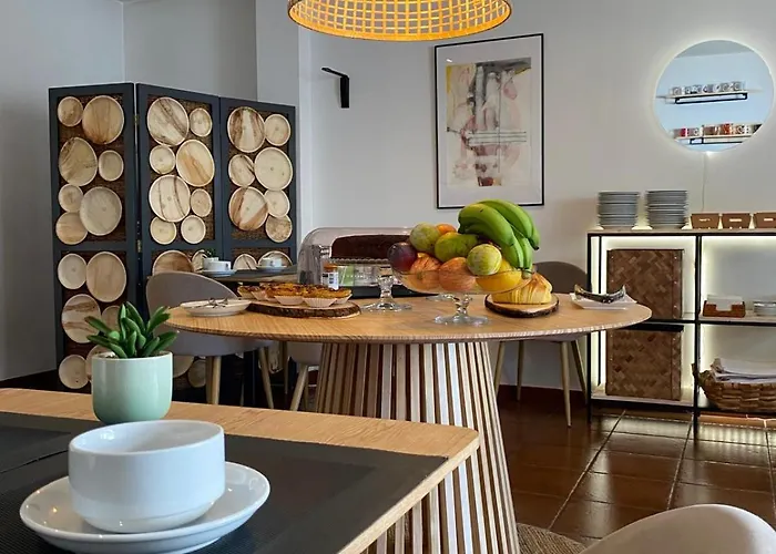 Отель Residencial Dora 2*